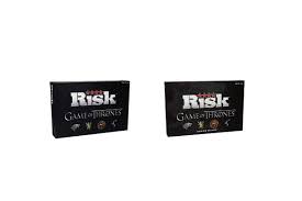 Risk es uno de los juegos de mesa de guerra y estrategia más populares gracias a que, en poco tiempo, el jugador puede llegar a entender las reglas y poner conquista invernalia y desembarco del rey en esta versión del juego de mesa risk basada en la famosa serie de hbo, game of thrones. Risk Juego De Tronos Ediciones Batalla Y Deluxe