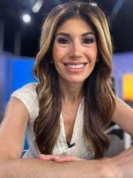 Wanda Helton's Instagram, Twitter & Facebook