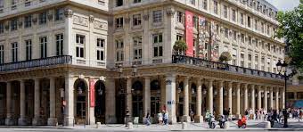 Organisée autour de 2 piliers que sont les « actifs financiers » et les « actifs immobiliers. Comedie Francaise Paris