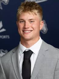 Colin Morrow's Instagram, Twitter & Facebook