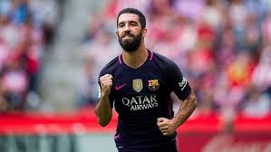 Ernesto valverde (9 february 1964, viandar de la vera, cáceres) was presented as the new fc barcelona coach on 1 june 2017 after leaving athletic club bilbao where he coached the team in. Meredup Di Barcelona Arda Turan Salahkan Ernesto Valverde