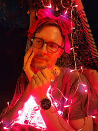 Live this Saturday at Katz, our 5 piece, Under Cover, rocking the night  away, we might even try a couple of Christmas tunes!