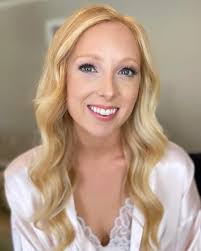 Maggie 💗 I love a good Friday wedding and today was just perfect. I am so  happy for Maggie and Brendan and I am so honored that I was able to be