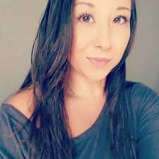 What are some good restaurants in Melbourne, Florida, for anniversaries and  prom dinners?