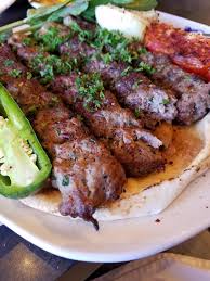 I Ate Iraqi Lamb Kebab With Grilled Vegetables And Fresh Mint Recipes Food Cooking Delicious Food Egyptian Food Grilled Vegetables Grilled Kabob Recipes