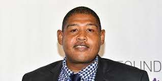 Omar Simmonds's Instagram, Twitter & Facebook