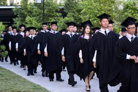 The university cordially invites all graduating students of the 2018/2019 academic session, parents, guardians, the university of lagos community. 2 711 Graduates Celebrate Convocation A Total Of 2 711 Vibrant Graduates Accompanied By Delighted Parents And Family Members Occupied The Dewan Tun Dr Ling Liong Sik At Kampar Campus And Celebrated Their Academic Achievement Together With