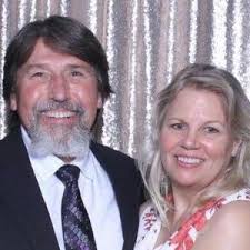 Tina Rainey and Larry Hanbidge's Wedding Registry