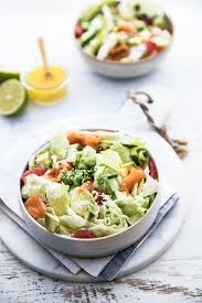 Salade Iceberg Florette Saumon Pamplemousse Oignons Nouveaux Et Vinaigrette Citron Curry