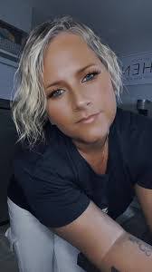 Tammi Clark's Instagram, Twitter & Facebook