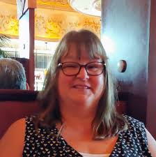 Who can wash outside windows with screen removal?