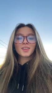 Kira Saunders's Instagram, Twitter & Facebook