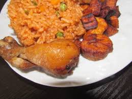 Jollof rice is a popular west african casserole of chicken, rice and vegetables in a mild tomato curry sauce. How To Cook Jollof Rice With Tin Tomatoes