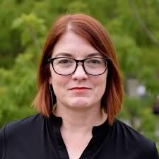 Claire Lowrie (@ClaireLowrie1)