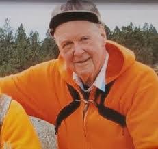 Dennis Heffner's Instagram, Twitter & Facebook