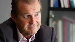 Il est toutefois demandé de prévenir lorsque l'on souhaite accueillir quelqu'un pour un repas, ou lorsque l'on sort. Coronavirus Les Residents Des Maisons De Retraite Voudraient Un Peu Sortir Aussi Le Parisien