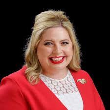 Glenda Couch's Instagram, Twitter & Facebook