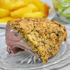 Carre D Agneau En Croute De Thym Et Au Jus Recette Viande En Croute Recette Carre D Agneau Recette D Agneau