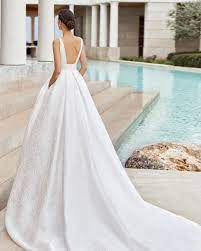 Jpc Collection On Instagram Sabela Is A Modern Fairytale Princess New Collection 2021 Rosa Clara Available J Modern Fairytale Rosa Clara Wedding Dresses