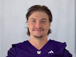 Huskies Reportedly Adding New Punter from Australia