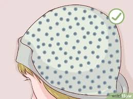 Highlighting hair with a highlighting cap. Simple Ways To Pull Hair Through A Highlighting Cap By Yourself