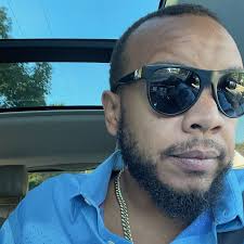 What is the best floor in the main dining room