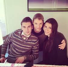 Goretzka95 // official football player of @fcbayern and @dfb_team / 📸 on matchdays from my team. Leon Goretzka News Zeit Ist Zeit