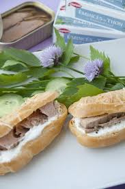 Recette Eclair Sale Thon Tzatziki 750g Recette Recette De Cuisine Rapide Recettes De Cuisine Tzatziki