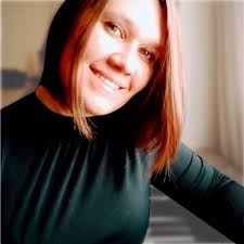 Tech-Mom Tuesday Returnship Highlight: Meet Anna Gallagher! We're thrilled  to introduce Anna, Tech-Moms Salesforce Program Manager and a part of our  returnship program in collaboration with Talent Ready Utah! Anna lives near