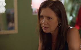 Amor de Mãe: Falsa mãe de Danilo passa a perna em Thelma e coloca segredo  em risco · Notícias da TV