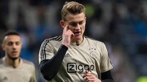This statistic shows which shirt numbers the palyer has already worn in his career. Barcas 5 Mogliche Neuzugange 3 Potenzielle Abgange Wochentlicher Transfer Digest Mit Wahrscheinlichkeitsbewertungen Tribuna Com