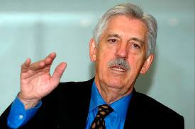 John Dinges, periodista: “Edwards no es una figura fascinante”