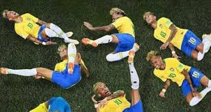 Shop for psg jerseys at the psg lids shop. Neymar Mengeluh Dipaksa Pakai Jersey Brasil Nomor 10 Gilabola Com