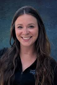 Taylor Lathrop's Instagram, Twitter & Facebook