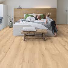 Quick Step Majestic Desert Oak Light Natural Laminate Flooring Bedroom Flooring Natural Laminate Flooring