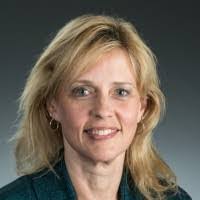 Shelley Bentley's Instagram, Twitter & Facebook