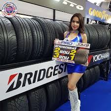มาเช ครถให สบายใจก อนการเด นทาง ท ศ นย บร การไทร พล สล มเจร ญยางยนต เปล ยนยางม ชล น 4 เส น ร บของแถมเป นร ม หร อ กร women asian woman instagram images