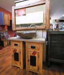 La forte libertà di personalizzazione asseconda fortemente questa tendenza che è diventata col tempo quasi necessità: Outlet Mobili Da Bagno Arredamenti Bagno Prezzi E Offerte In Vari Stili