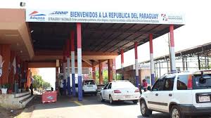 La misma tiene una extensión de 1.345 km de límite fluvial y 345 km de frontera seca, totalizando 1.690 km en toda su extensión. Frontera Argentina Paraguay A Mas De 9 Meses De Restricciones Como Impacta A La Economia De Los Principales Cruces