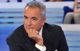 L'ex conduttore del telegiornale di canale 5, lamberto sposini, è tornato sui social: Lamberto Sposini Causa Alla Rai Malore Tribunale Davidemaggio It