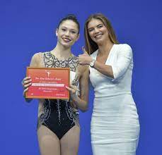 Tutte le notizie di cronaca, attualità, politica, sport dai territori della provincia di ancona e non solo: Fig On Twitter Another Honour For Italy Milena Baldassari Has Received The Alina Kabaeva Award At Pesaro2017 Given By The Rhythmic Ambassador Herself Https T Co Zfliivpm9i