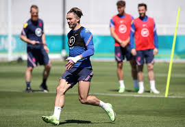 Em um jogo maluco, o manchester united recebeu o aston villa no old trafford, pela 14ª rodada da a partida em manchester teve de tudo. Euro 2021 News Live Jack Grealish Gives England Press Conference The Independent