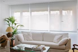 Los estores enrollables son ideales para la sala y el estudio, mientras que los estores plegables son una mejor opción para las habitaciones. Estores Fabricados A Medida Cortinadecor
