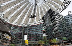 The central point of berlin's postdamer platz, sony center features an open public space lined with restaurants, shops, and cafes, all underneath an impressive, suspended roof. Berlin Sony Center Potsdamer Kostenloses Foto Auf Pixabay