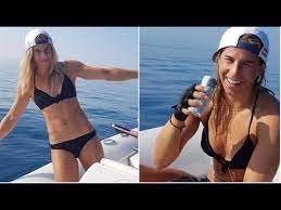 Check spelling or type a new query. Z Sede Mysky Sexbombou Ester Ledecka Konecne Ukazala I Svou Zenskou Stranku Youtube