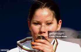 1.319 fotos e imágenes de alta resolución de Suzanne Rider