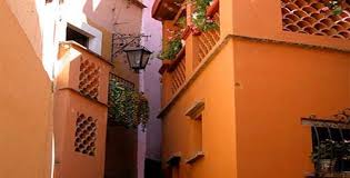 Check spelling or type a new query. La Leyenda Del Callejon Del Beso La Historia De Carmen Y Carlos En Guanajuato