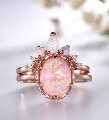 Opal Wedding Ring Set Oval Pink Fire Opal Engagement Ring Etsy Fire Opal Engagement Ring Opal Wedding Ring Set Vintage Opal Engagement Ring