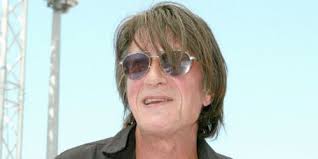 Jacques dutronc voit le le jour le 28 avril 1943, à paris. Who Is Jacques Dutronc Dating Jacques Dutronc Girlfriend Wife