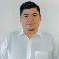 90+ perfiles de «Alberto Carvajal»